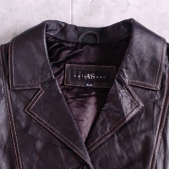 Vintage 90s Lambskin Leather Jacket - Picture 4 of 9